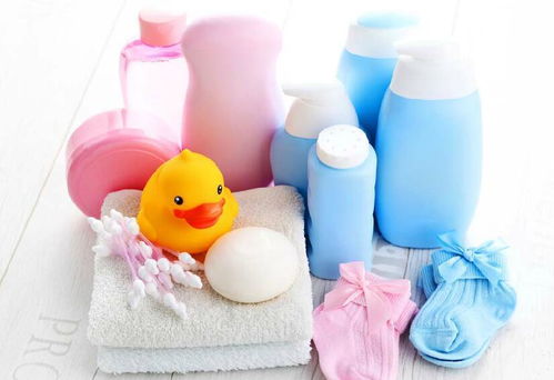 宝宝降临前的必备指南 新生儿用品清单、护理要点与摄影建议